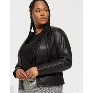 Torrid Womens Black Faux Leather Moto Jacket Ribbed Detail Plus Size 0 L XL